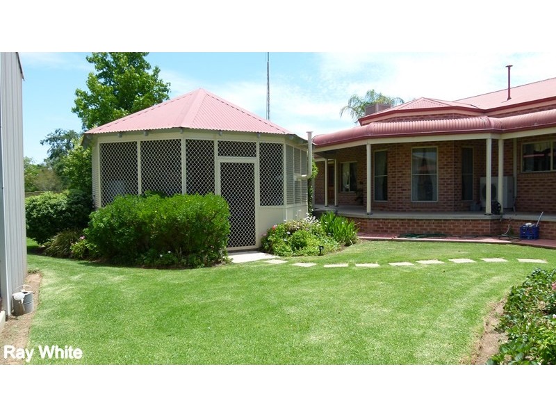 11-13 Reymond Street, Forbes NSW 2871