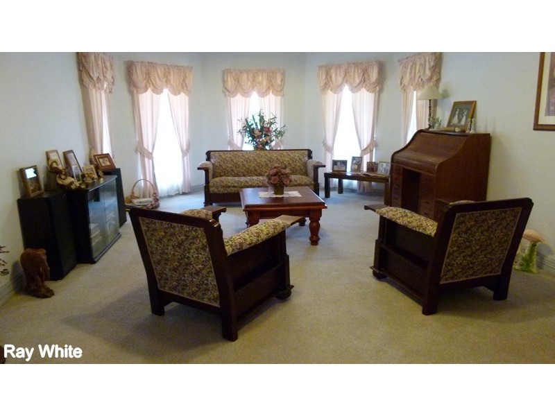 11-13 Reymond Street, Forbes NSW 2871