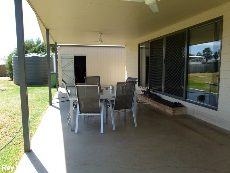 8 Dorset Street, Forbes NSW 2871