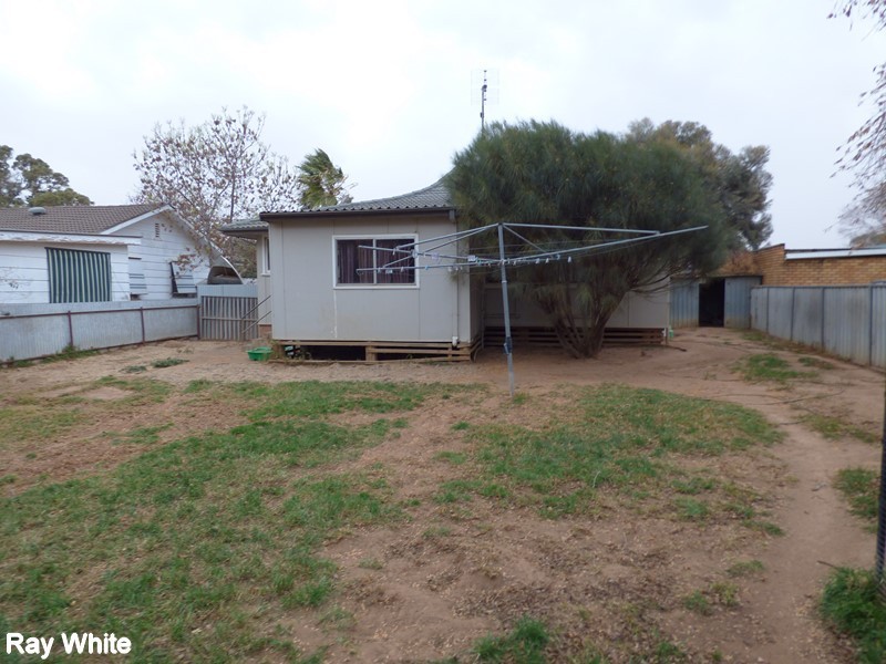 22 Cedar Crescent, Forbes NSW 2871