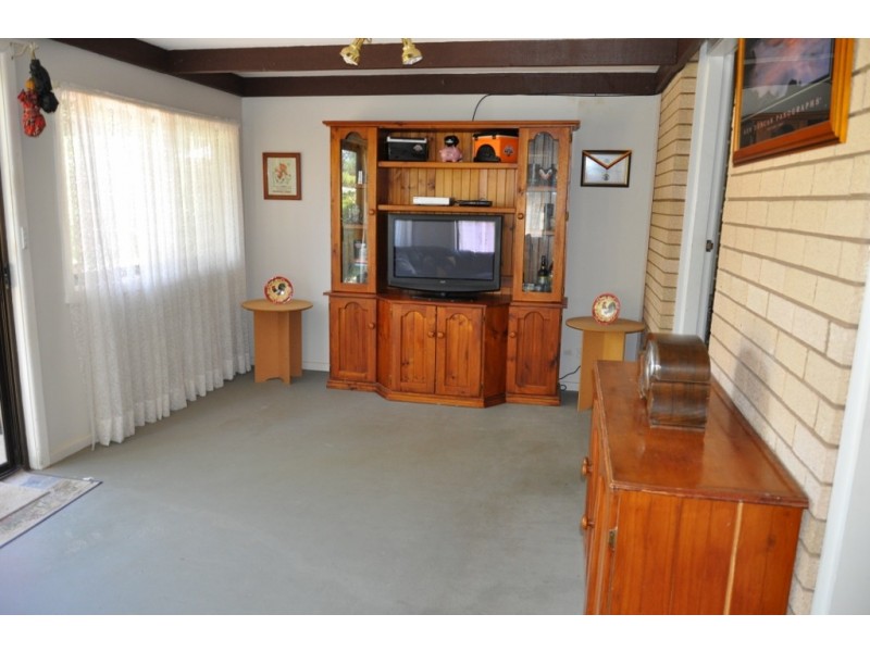 38 Pye Street, Eugowra NSW 2806
