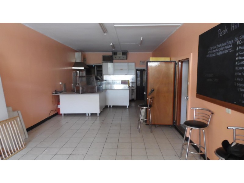 84 Caswell Street, Peak Hill NSW 2869