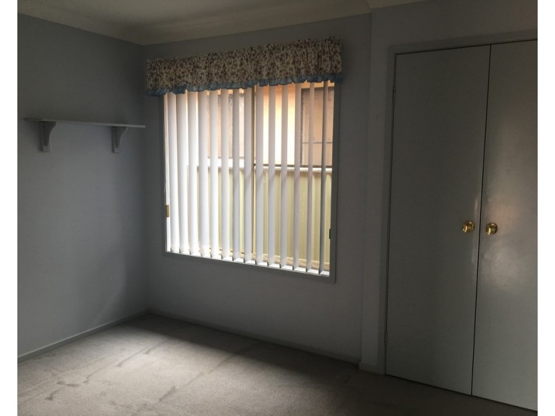 37 Flinders Street, Parkes NSW 2870