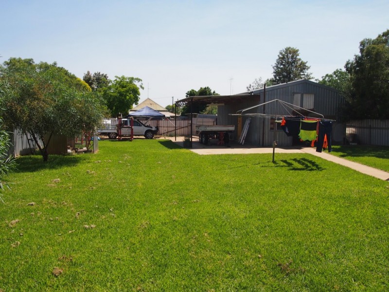 97 Orange Street, Condobolin NSW 2877