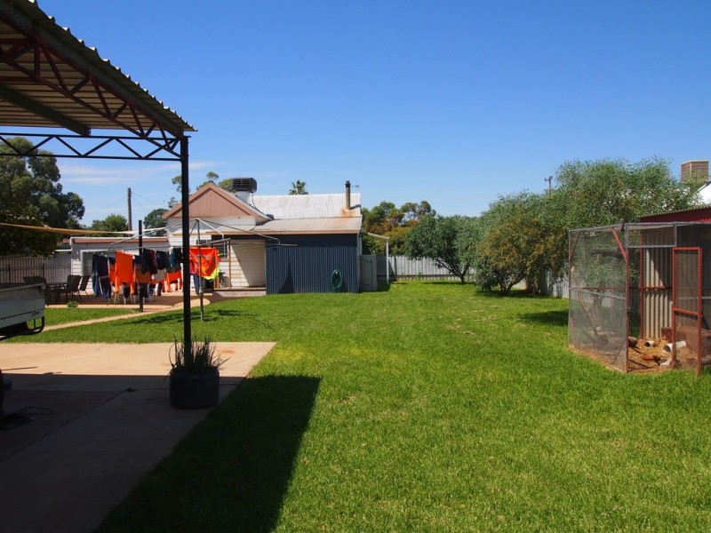 97 Orange Street, Condobolin NSW 2877