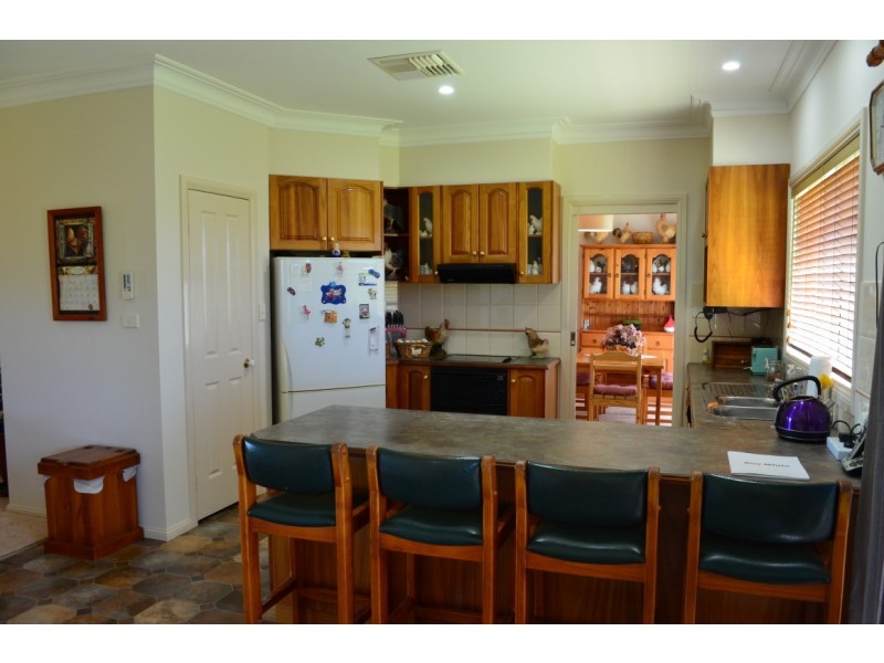 ”Felton” Melrose Rd, Condobolin NSW 2877