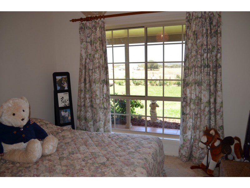 ”Felton” Melrose Rd, Condobolin NSW 2877