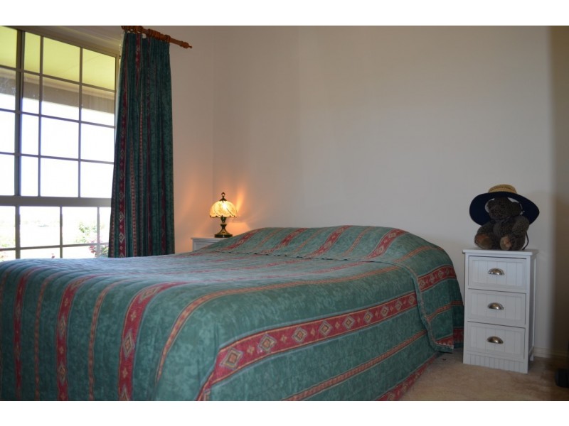 ”Felton” Melrose Rd, Condobolin NSW 2877