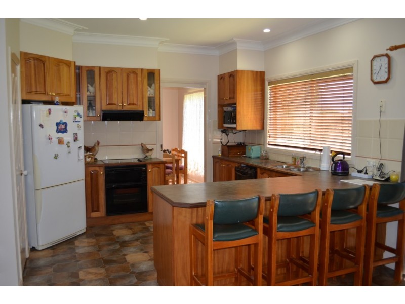 ”Felton” Melrose Rd, Condobolin NSW 2877