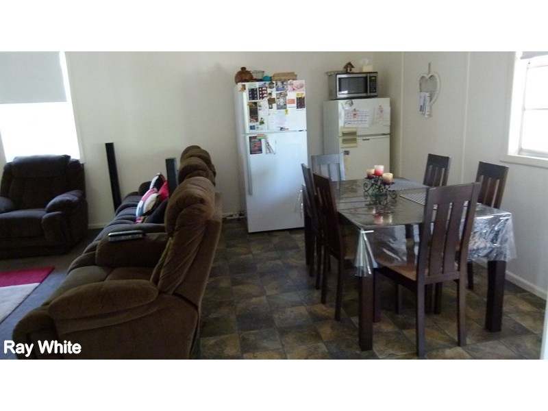 49 Flint Street, Forbes NSW 2871