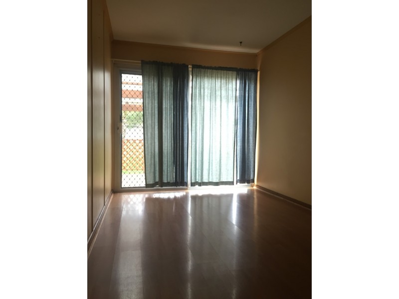 17 Thornbury Street, Parkes NSW 2870