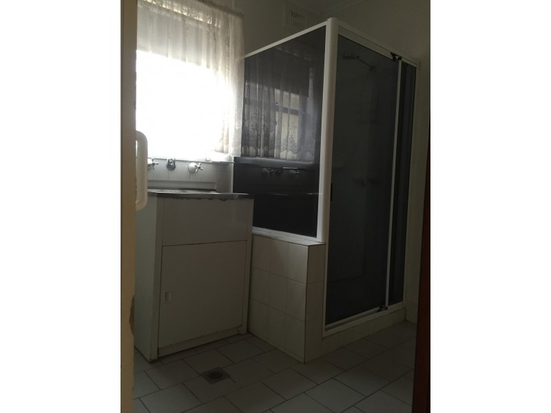 17 Thornbury Street, Parkes NSW 2870