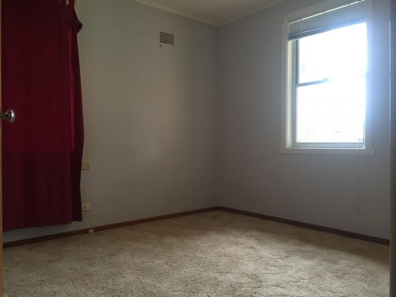 17 Thornbury Street, Parkes NSW 2870