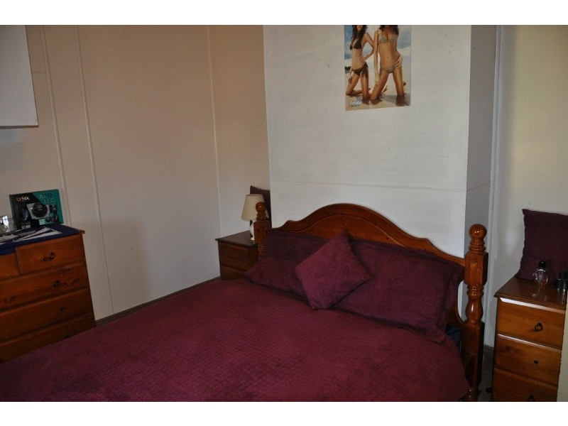 6 Oberon Street, Eugowra NSW 2806