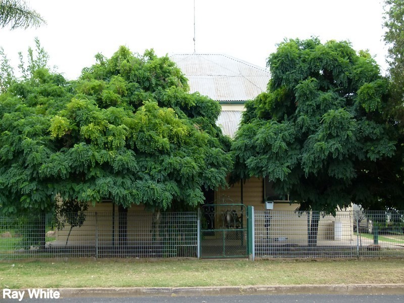 25 Queen Street, Forbes NSW 2871