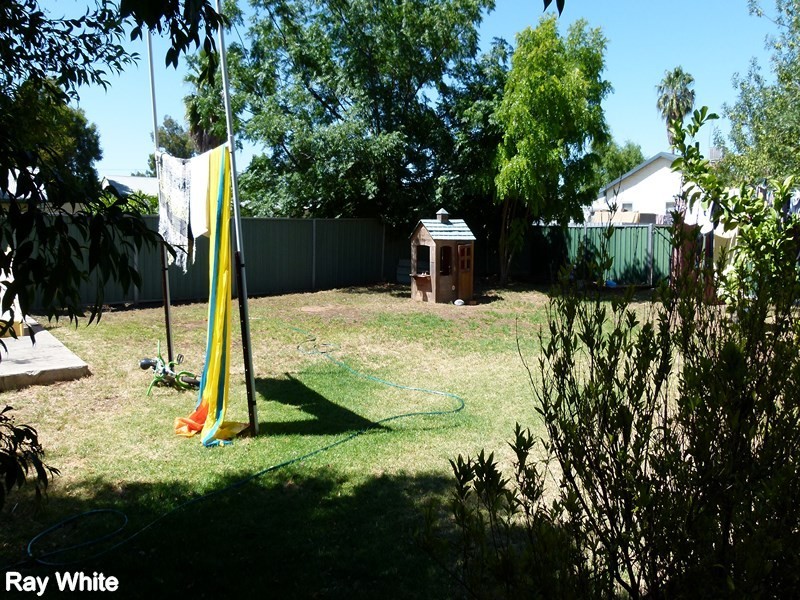 25 Queen Street, Forbes NSW 2871