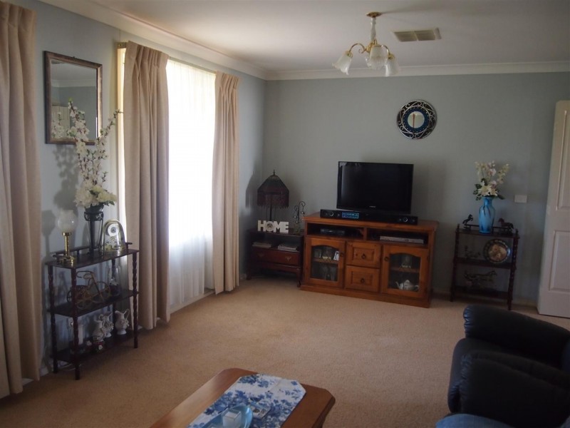 174A Caswell Street, Peak Hill NSW 2869