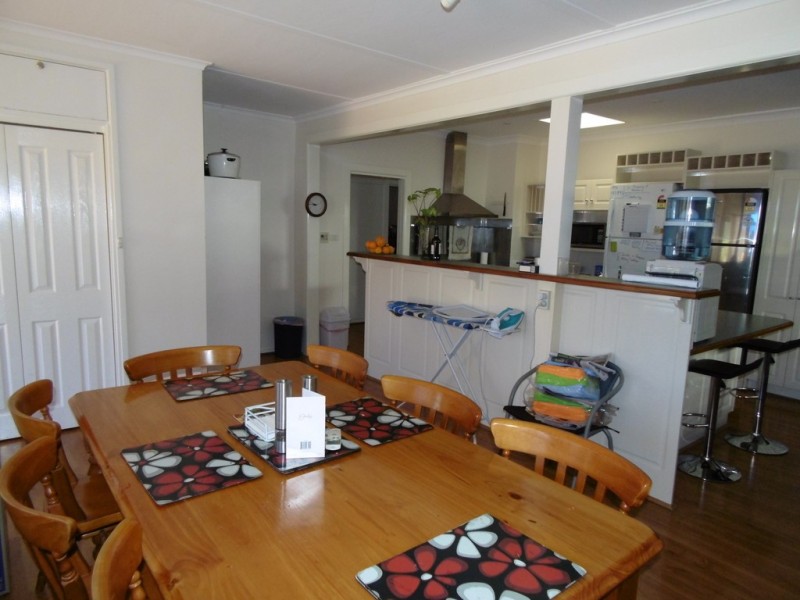 6 Want Street, Parkes NSW 2870