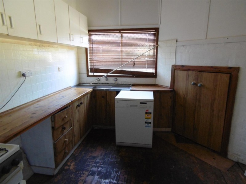 43 High Street, Parkes NSW 2870