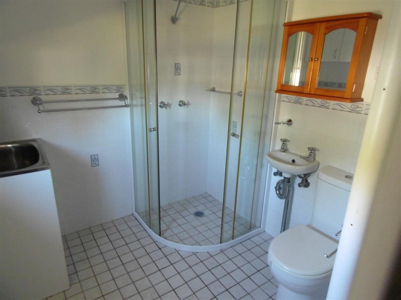 16 Lawson Street, Parkes NSW 2870