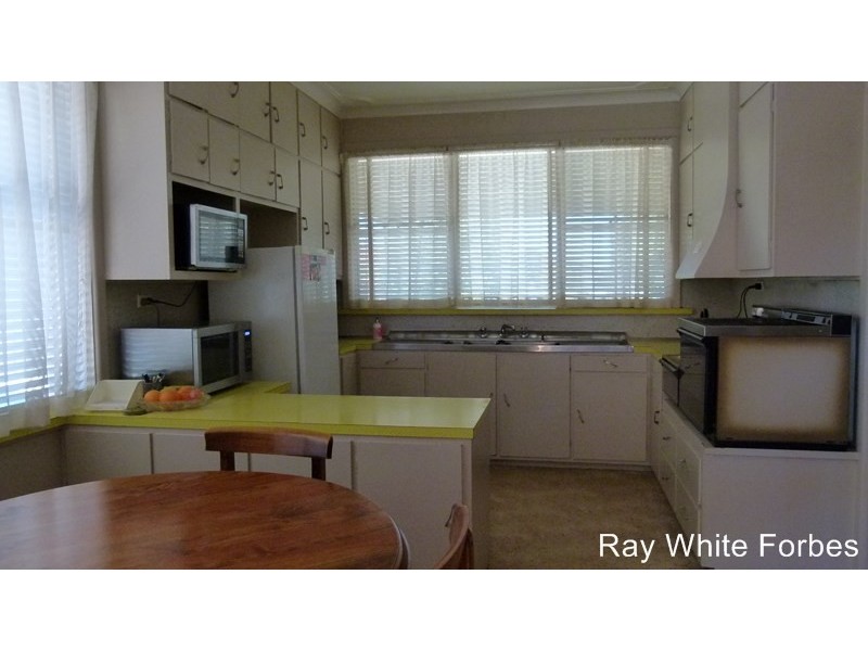 1 Brenner Street, Forbes NSW 2871