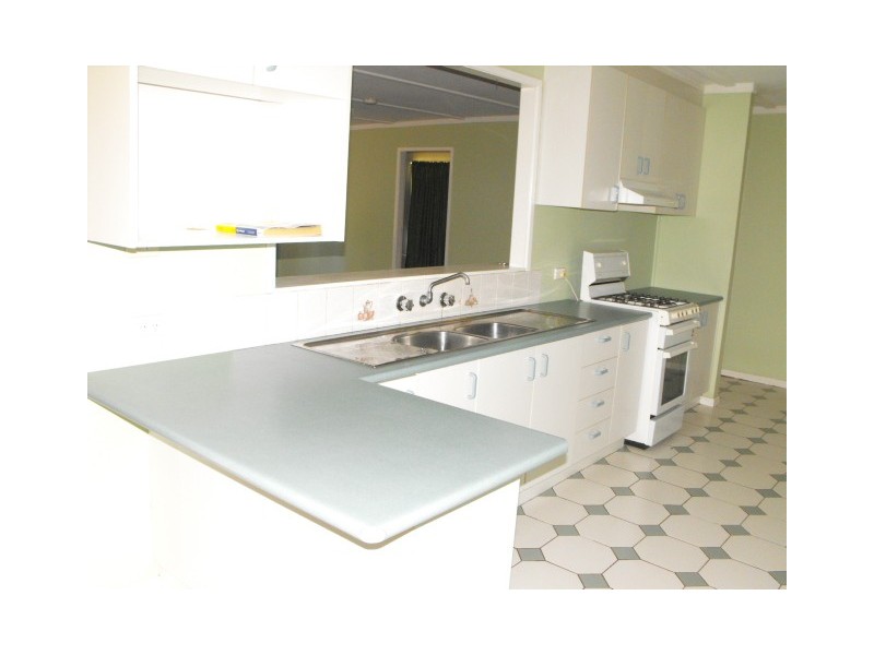 37 Forbes Road, Parkes NSW 2870