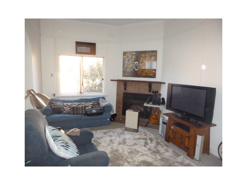69 Dalton Street, Parkes NSW 2870