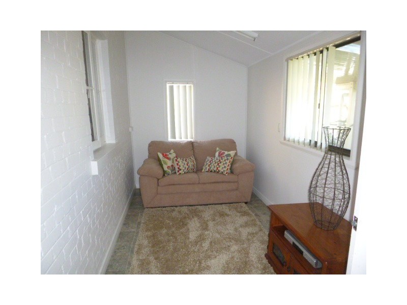 69 Dalton Street, Parkes NSW 2870