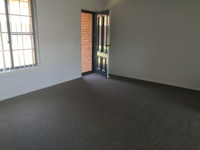 4/24 Ebelina Crescent, Parkes NSW 2870