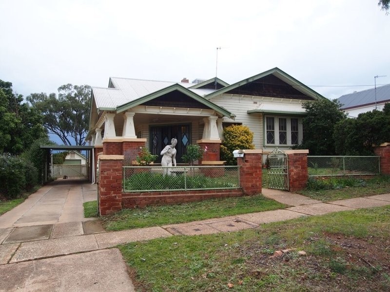 60 William Street, Condobolin NSW 2877