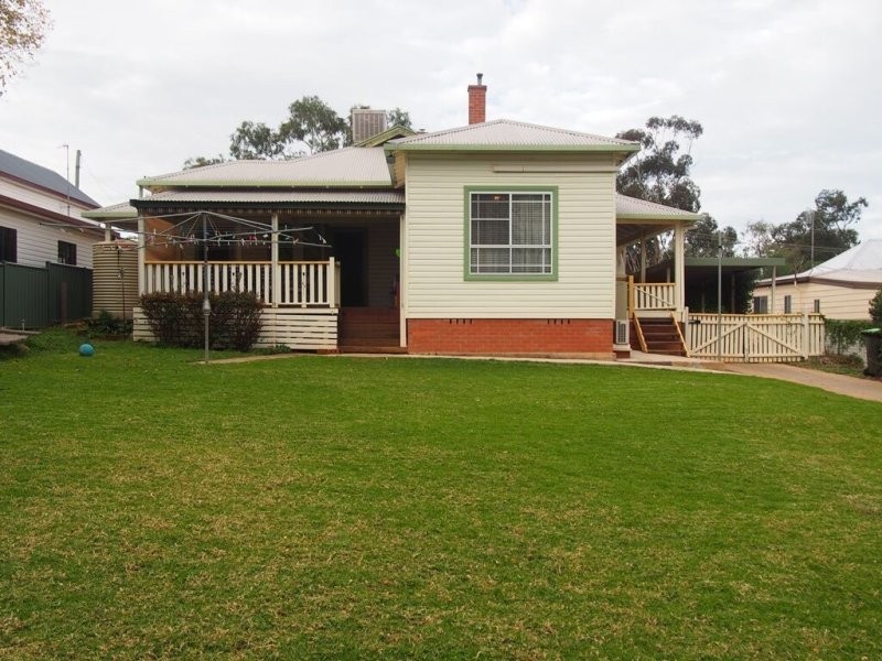 60 William Street, Condobolin NSW 2877