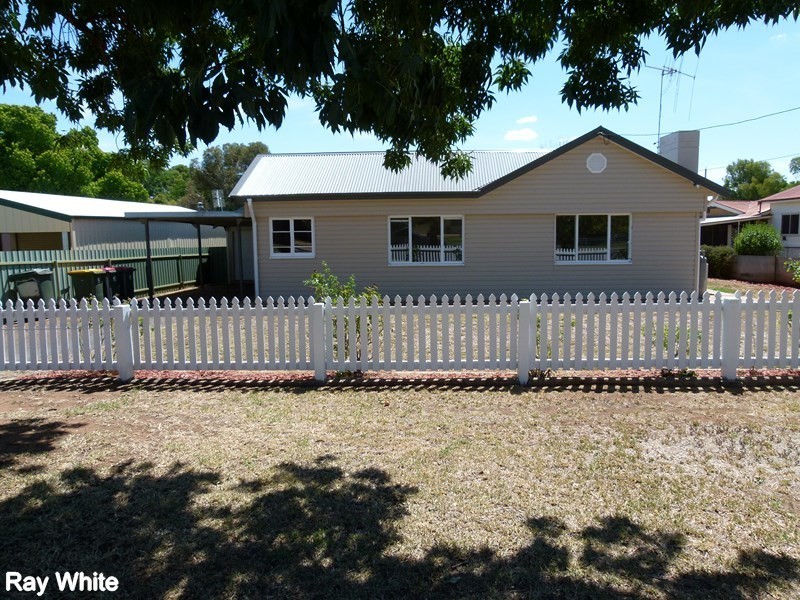35 Wambat Street, Forbes NSW 2871