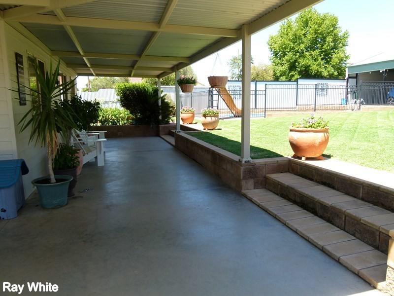 85 Ferry Street, Forbes NSW 2871