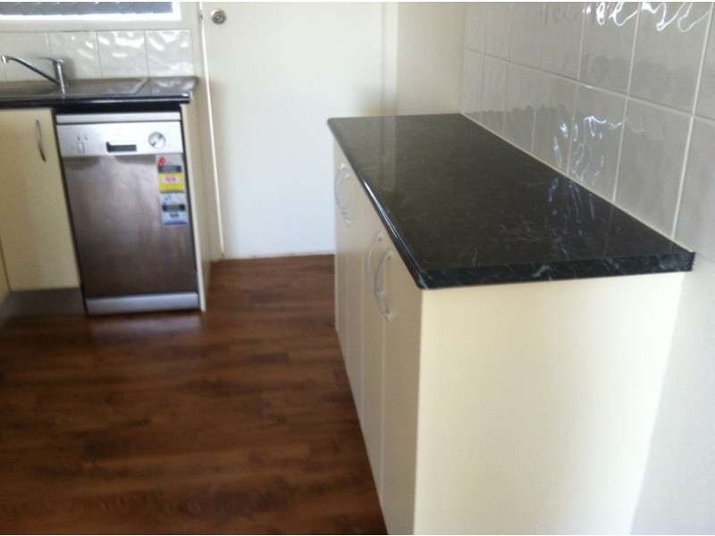 2/101 Currajong Street, Parkes NSW 2870