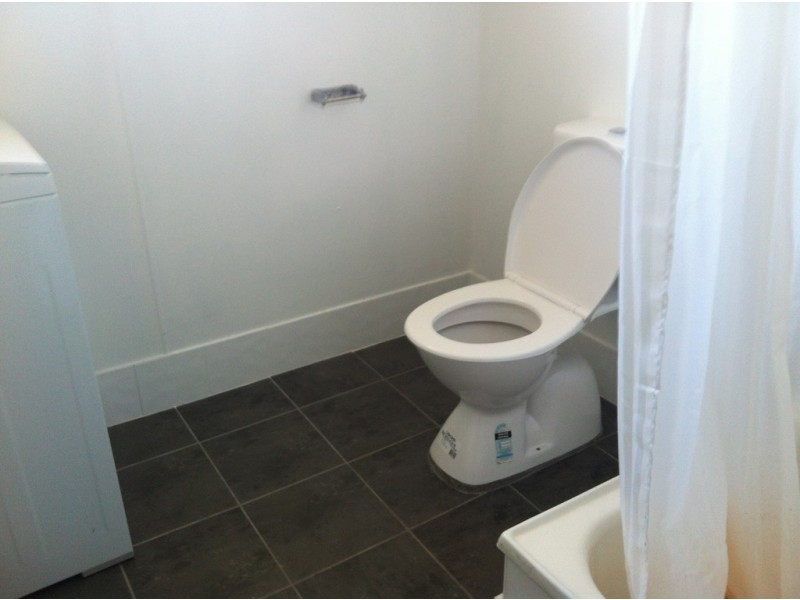 2/101 Currajong Street, Parkes NSW 2870