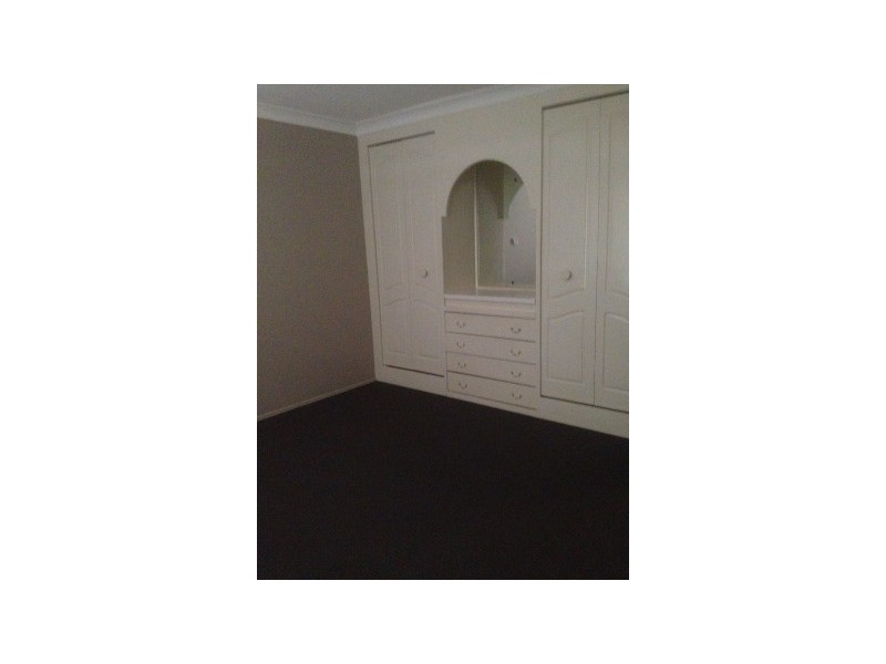 30 Barton, Parkes NSW 2870