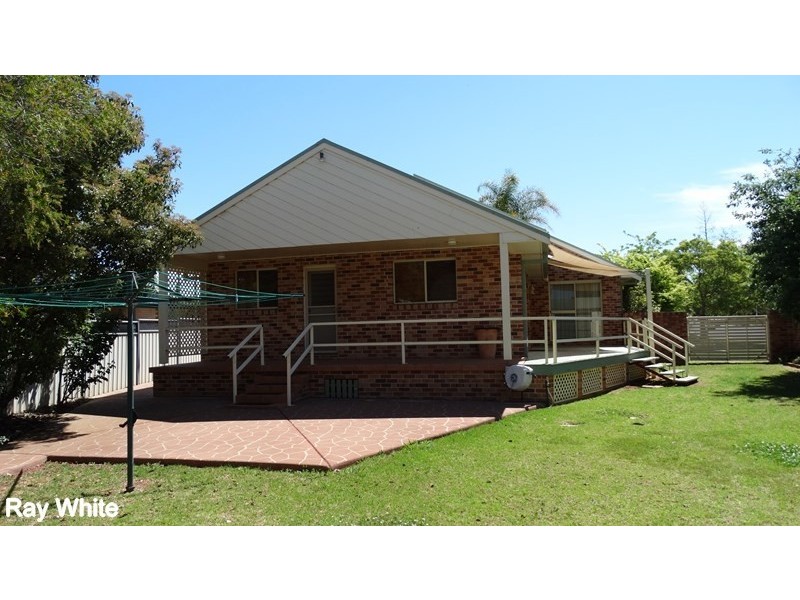 1 Elm Place, Forbes NSW 2871