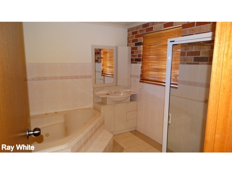 1 Elm Place, Forbes NSW 2871