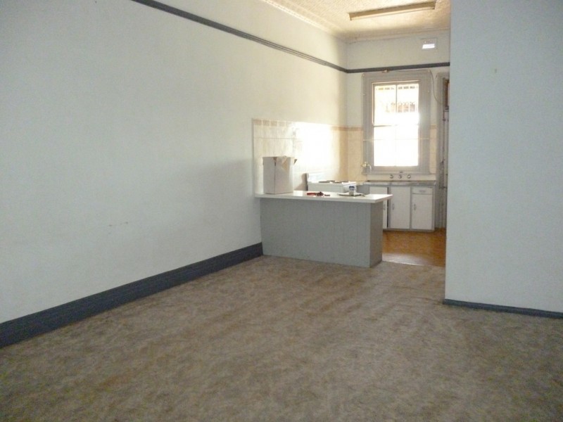 1/240 Clarinda Street, Parkes NSW 2870