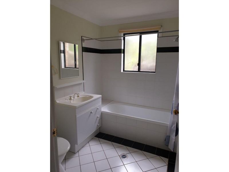 9 Adams Ave, Condobolin NSW 2877