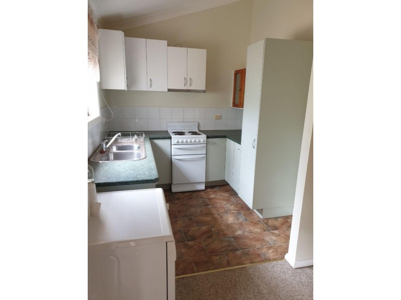 9 Adams Ave, Condobolin NSW 2877