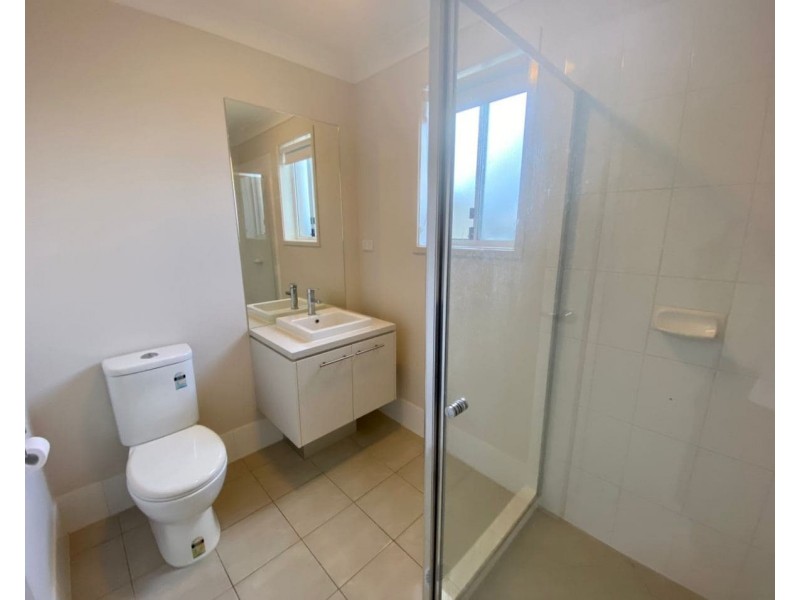 15 Angeleish Ave, Parkes NSW 2870