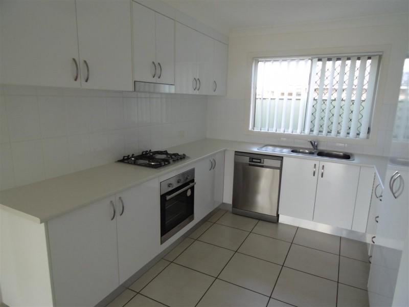 24 Warragrah Place, Parkes NSW 2870