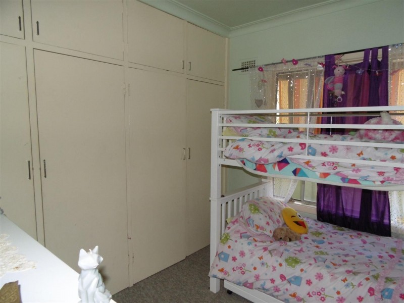 20 Middleton Street, Parkes NSW 2870