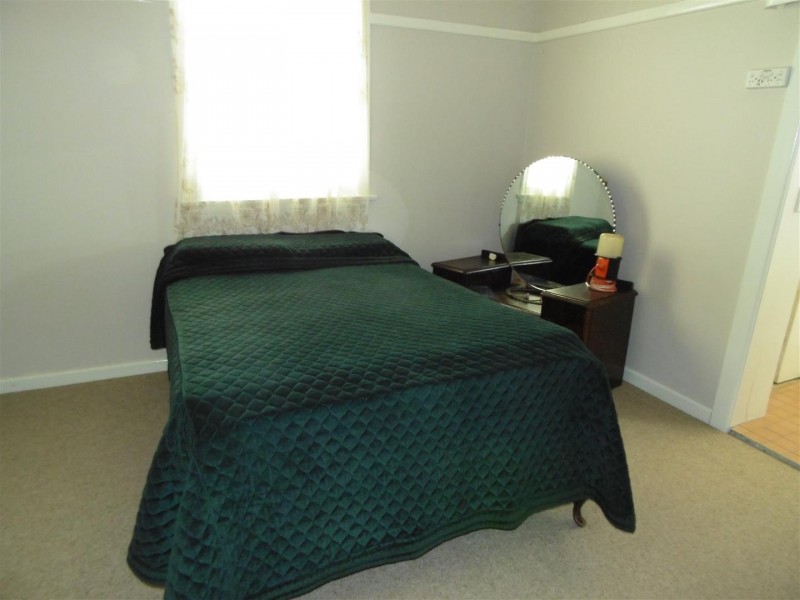 51 Dalton Street, Parkes NSW 2870