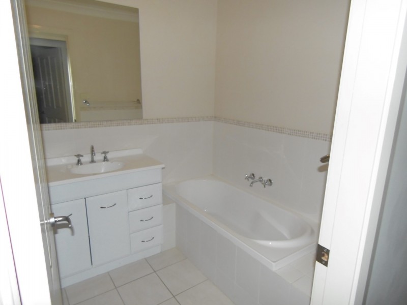 78B Close Street, Parkes NSW 2870