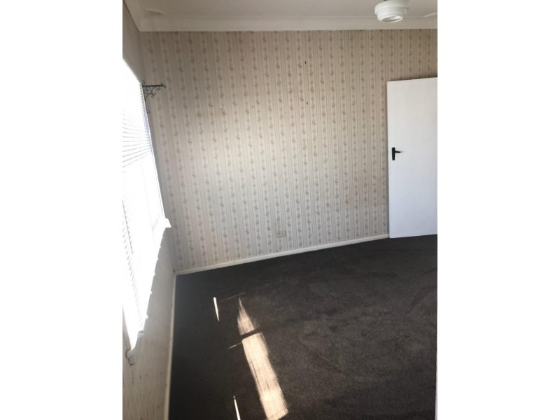 1 Howard Street, Parkes NSW 2870