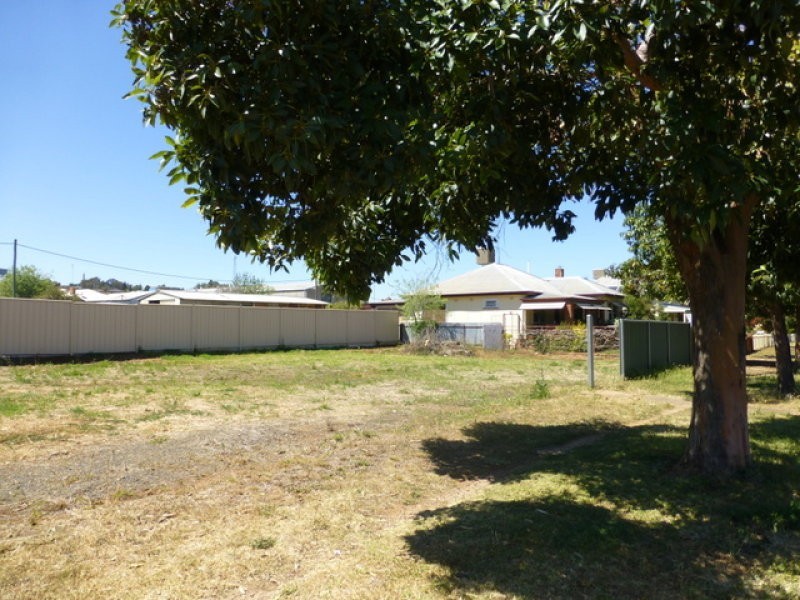 25 Victoria Street, Parkes NSW 2870