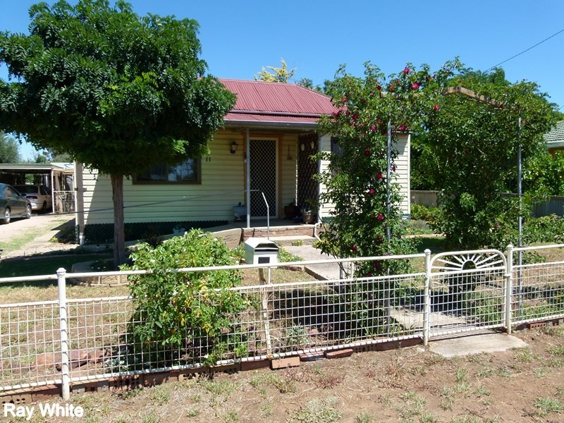 11 Quarry Road, Forbes NSW 2871