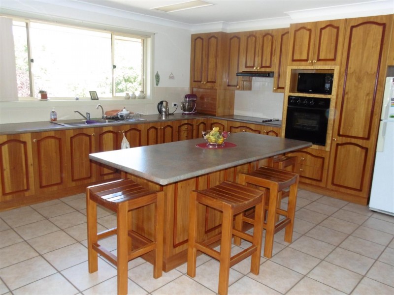 6 Mengarvie Road, Parkes NSW 2870